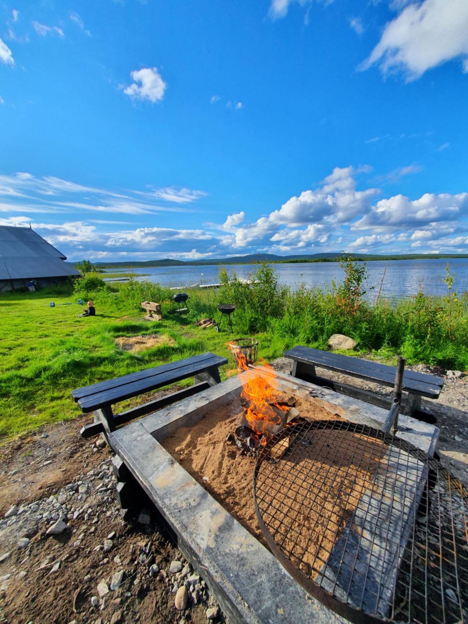 Camp Caroli Wooden Cabins Jukkasjärvi Exterior foto