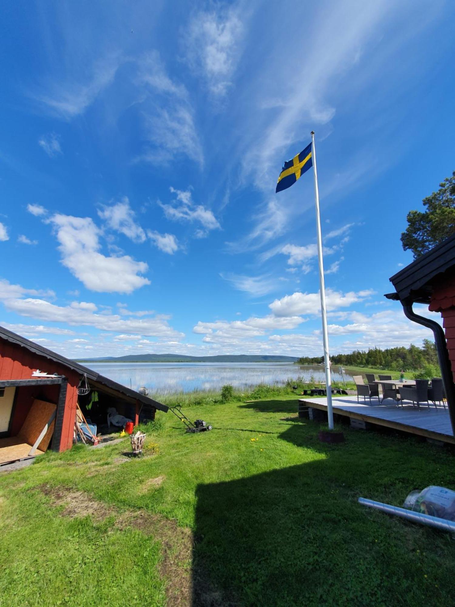 Camp Caroli Wooden Cabins Jukkasjärvi Exterior foto