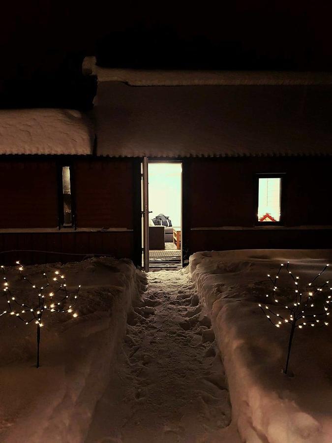 Camp Caroli Wooden Cabins Jukkasjärvi Exterior foto
