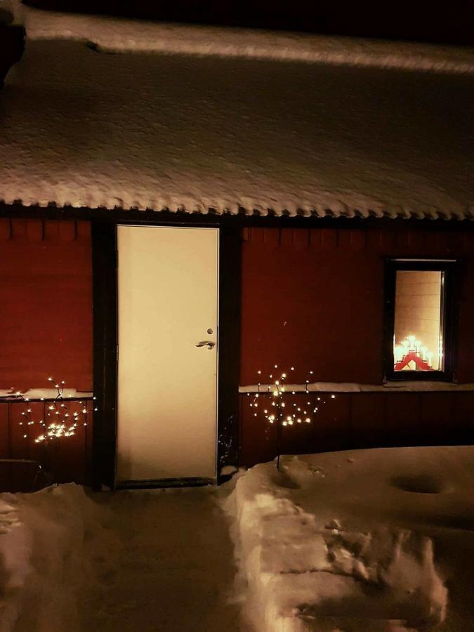 Camp Caroli Wooden Cabins Jukkasjärvi Exterior foto