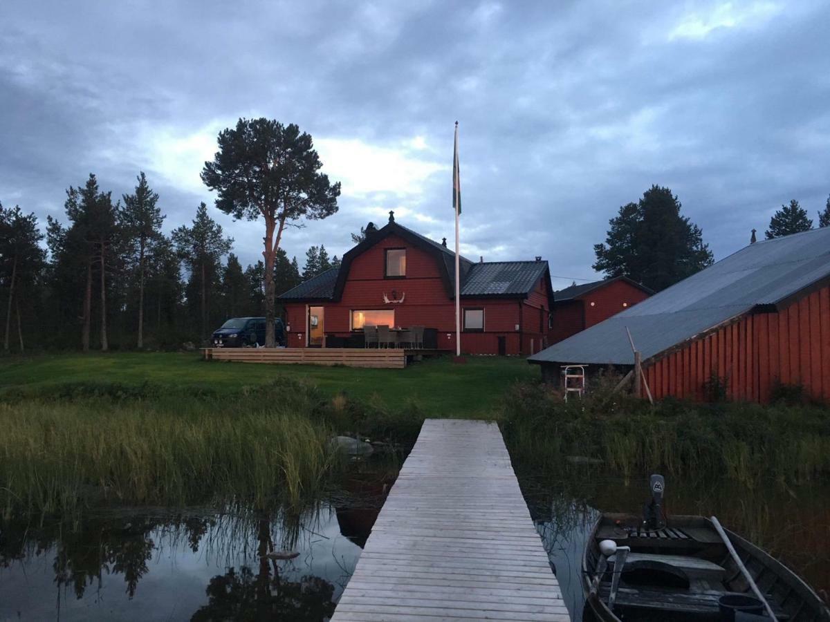 Camp Caroli Wooden Cabins Jukkasjärvi Exterior foto
